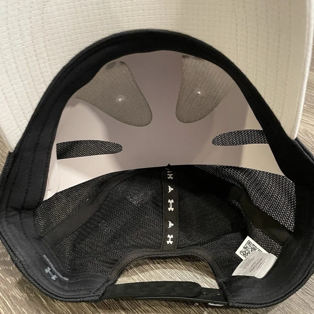 Under Armour Project Rock Men's Trucker Hat Snapback Cap White Black 1369815 NWT - Picture 6 of 6